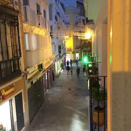 Maximo Lujo En Calle Francos. No Te Arrepentiras. Séville